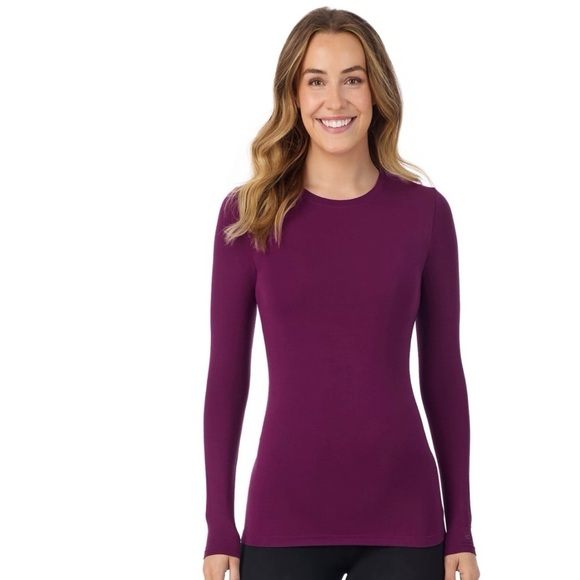 Cuddl Duds Tops - NWT Cuddl Duds
Softwear Long-Sleeve Crewneck Top Medium